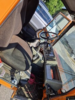 Komunální vůz BOKIMOBIL HY 1251 s koštětem - 9