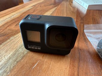 GoPro HERO 8 Black + PRISLUSENSTVI + GOPRO HODINKY - 9