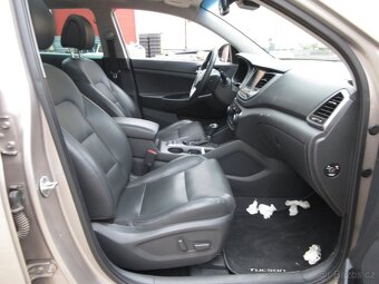 Hyundai Tucson 1.7 CRDI - 9