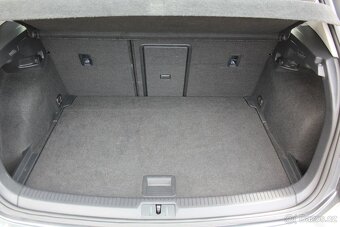 Volkswagen Golf 2.0 TDI, DSG, 110kW, servis - 9