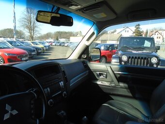 Mitsubishi Pajero 3.2 125kW 4x4 - 9