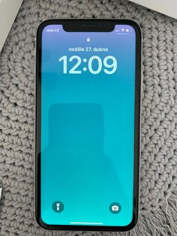 Iphone XR - 9