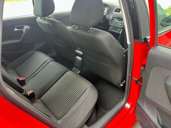 VW Polo 1.2TSI 77kW Highline VÝHŘEV Xenon SENZORY 65.000km - 9