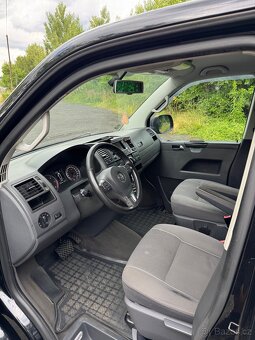 Volkswagen Multivan T5 facelift 103 kw - 9