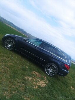 R 320 cdi  AMG pecket 4 matic Na pružinách - 9