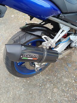 Yamaha FZS 1000 Fazer - 9