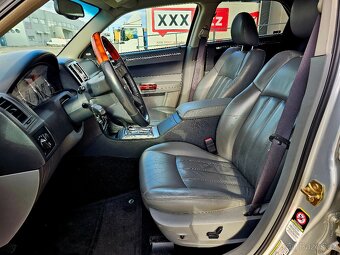 Chrysler 300C 5.7 Hemi - 9