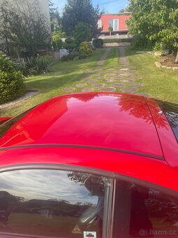 Hyundai coupe 2.0 - 9
