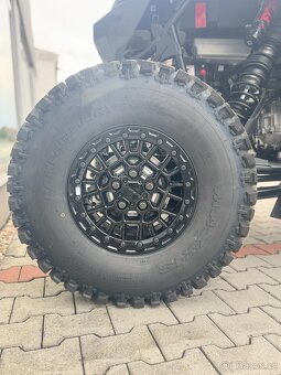Polaris RZR PRO R (2025) - 9
