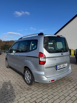 Ford Tourneo Courier 1.0 Ecoboost - 9