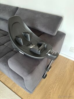 Autosedačka Cybex + isofixová základna - 9