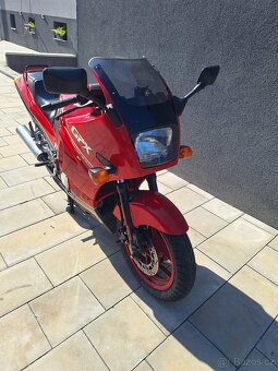 Kawasaki GPX 600 R - 9