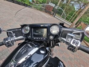 Indian Roadmaster - 9
