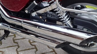 Honda VF 750 C Magna - 1. majitel, Top stav - 18.000 km - 9