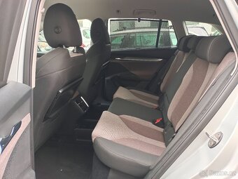 Škoda Enyaq iV Electric 132kW 118tkm Virtual Webasto ACC Qi - 9