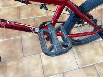 BMX kolo Mongoose Legion kola 20" rám 20" - 9