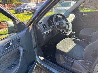 Škoda Yeti 1.2 TSi 77 kw 2010 nové rozvody a STK - 9