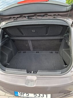 Prodám Hyundai i30 1,6CRDI - 9