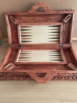 Šachovnice + dřevené šachy - 9