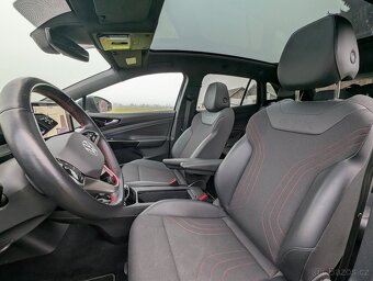 VW ID.4 GTX, 4x4, 10/2022, Matrix full výbava - 9