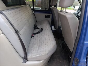 Volkswagen Transporter 2.5 TDi 75kw 5-9míst - 9
