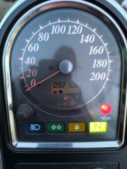 Suzuki Intruder 1500LC - 9