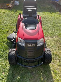 Zahradní traktor 1438M-SD (Mountfield) - 9