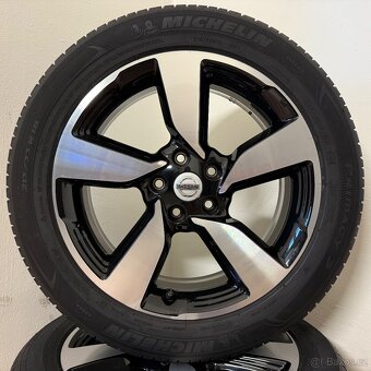 NISSAN QASHQAI 5x114,3 R18 ET40+LETNÍ 215/55R18 7mm - 9