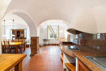 Prodej, rodinný dům 569 m², pozemek 4 130 m², Dolní Jadruž, - 9