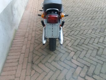 Jawa Californian 350 - 9