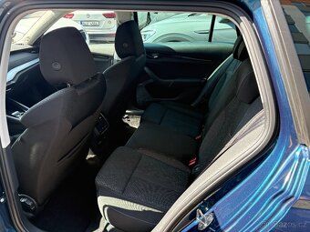 Škoda Octavia 4 Combi 2.0TDI 110kW DSG Virtual Ambient ACC - 9