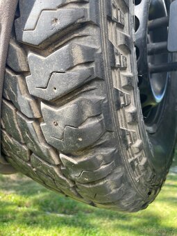 Kola Sprinter 4x4 265/75/16 zimní Nokian - 9