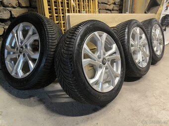 ALU kola Renault Megane 5x114,3 r16 Originál,zim pneu6m+TPMS - 9