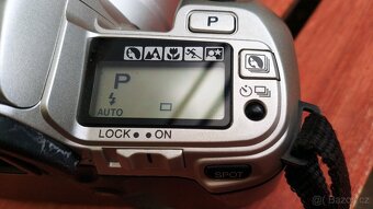 Minolta Dynax 505i Super AF28-80mm f1:3.5-5.6 Macro, 75-300m - 9