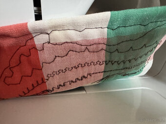 Šicí stroj Victoria Graffiti - pěkný - 9