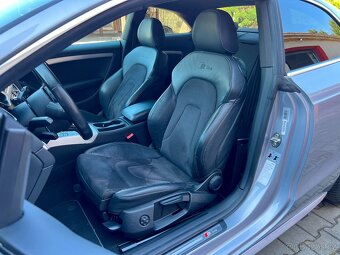 Audi A5 2,0 TDi / S-line / VÝHŘEV / AUT8 / 2015 - 9