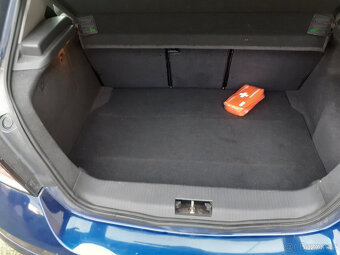 Opel Astra H - 1,6 16V 77 kw - 9