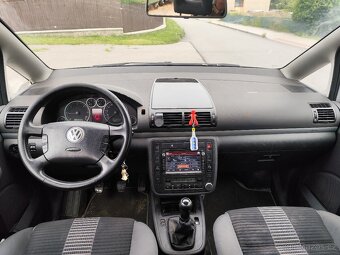 VW Sharan 2,0 TDI 103 kW - 9