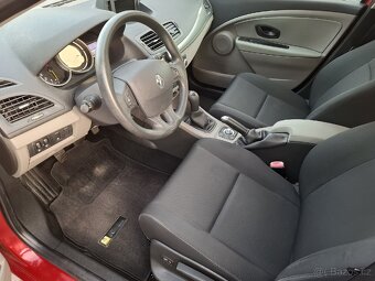 RENAULT MEGANE KOMBI 1.6 74KW BENZIN R.V.2012 - 9