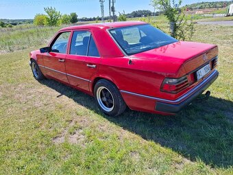 Mercedes W 124 2.0 Diesel 53kw Model 1992 - 9
