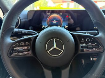 Mercedes-Benz A180d , 9/21 , automat - 9