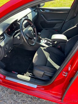 Škoda Octavia RS 2.0TSI 180Kw - 9