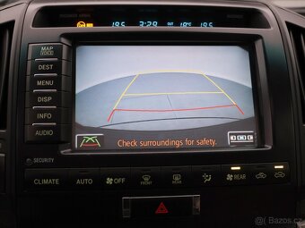 Toyota Land Cruiser 4,5 V8 210kW Luxury (2008) - 9
