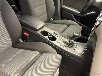 Mercedes Benz b - 9