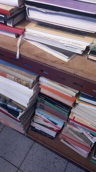 Prodám hodně knih více než 1000 kusů - 9