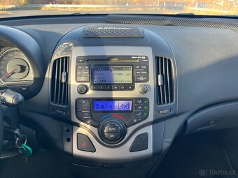 Hyundai I30cw 1,6i 92kw VYHŘÍVANÁ SEDADLA - 9