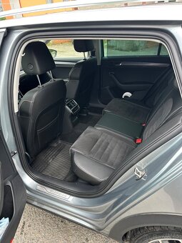 Superb Scout 3 Combi 2.0 TDI 140kw 4x4 DSG - 9