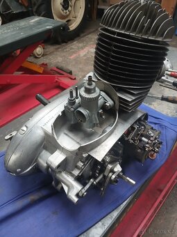Motor Jawa 250/353 plně funkční ,patinovka - 9