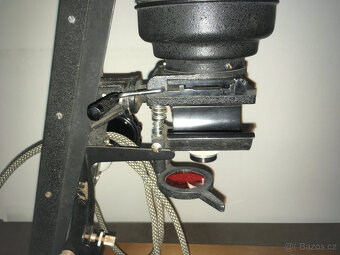 Zvětšovák Meopta. - 9