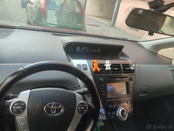 Toyota Prius Plus - 9